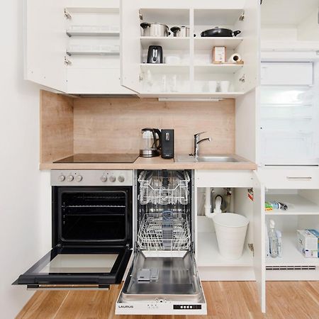 Whats-App Self-Check-In - Apartment Am Hauptbahnhof Graz Ngoại thất bức ảnh