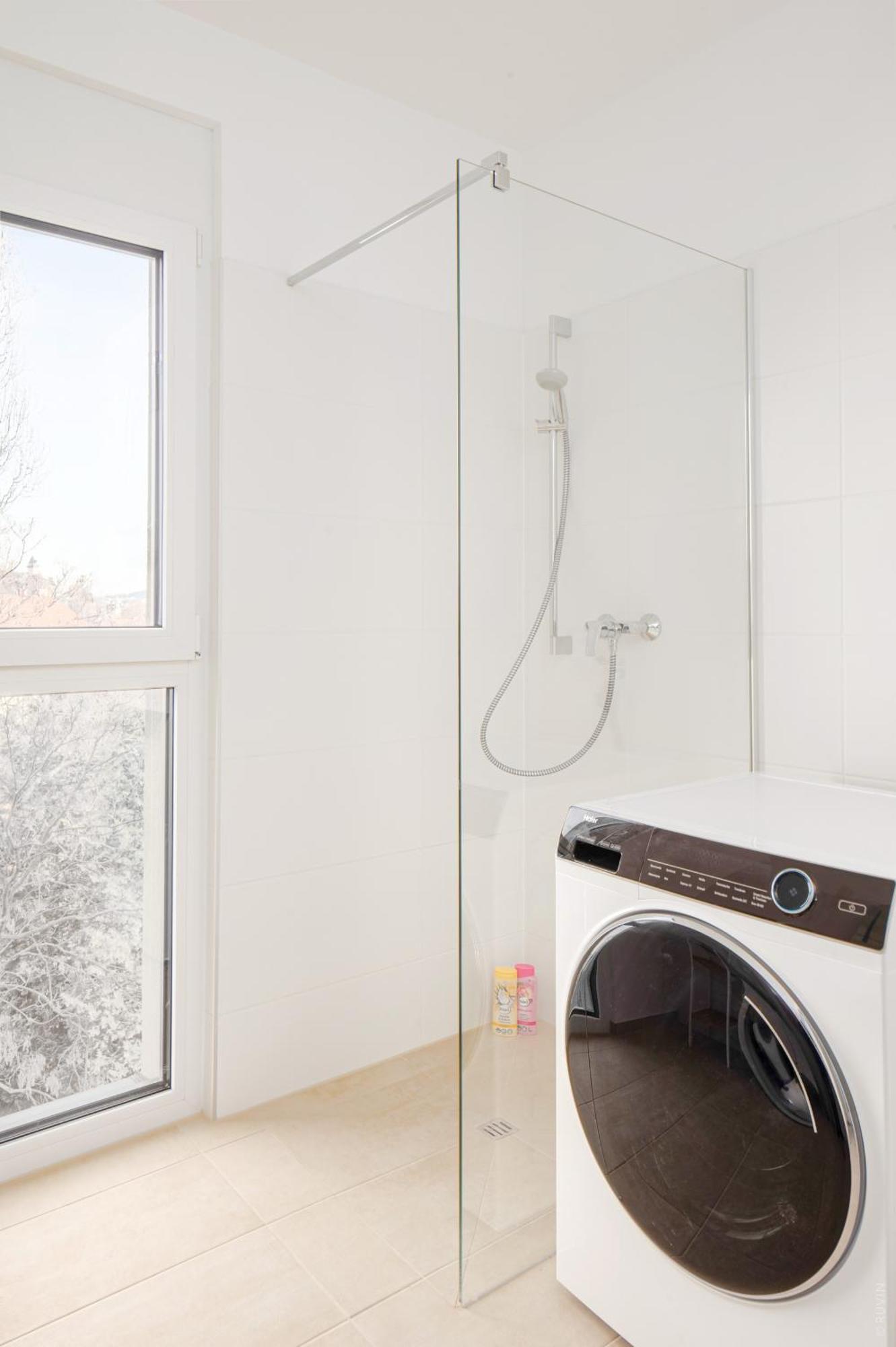 Whats-App Self-Check-In - Apartment Am Hauptbahnhof Graz Ngoại thất bức ảnh